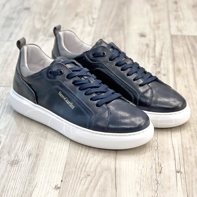 Sneaker in Pelle