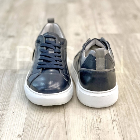 Sneaker in Pelle
