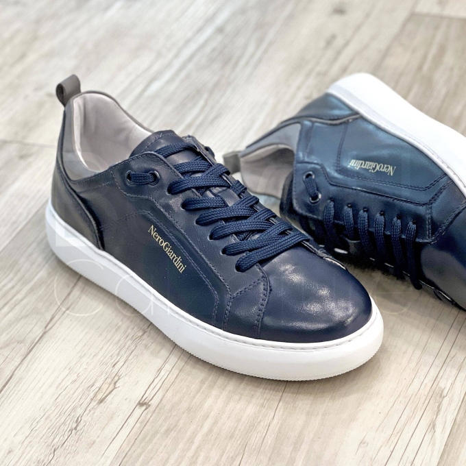 Sneaker in Pelle