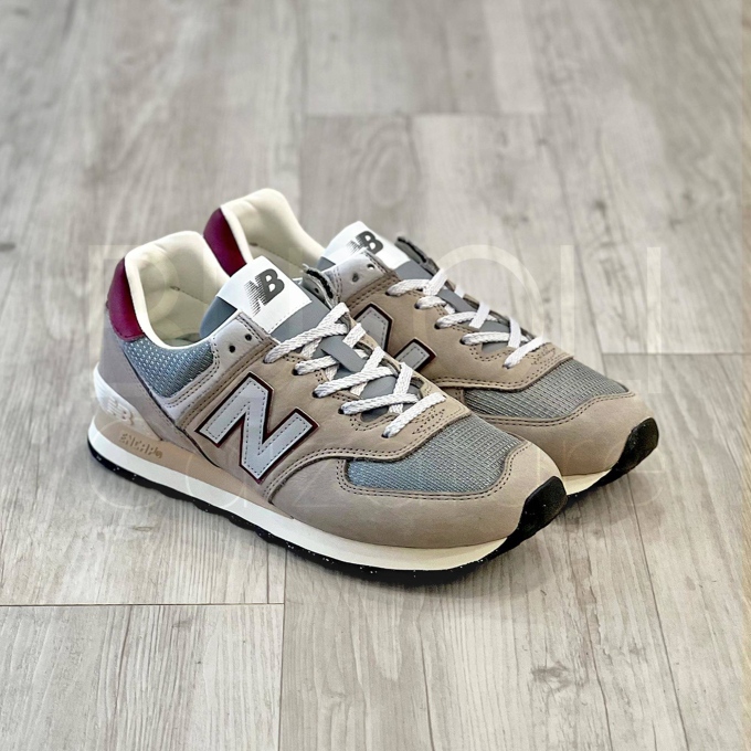 574 Nabuk burgundy accent