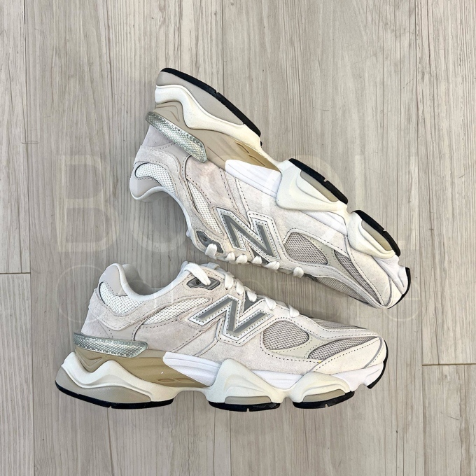 9060 White
