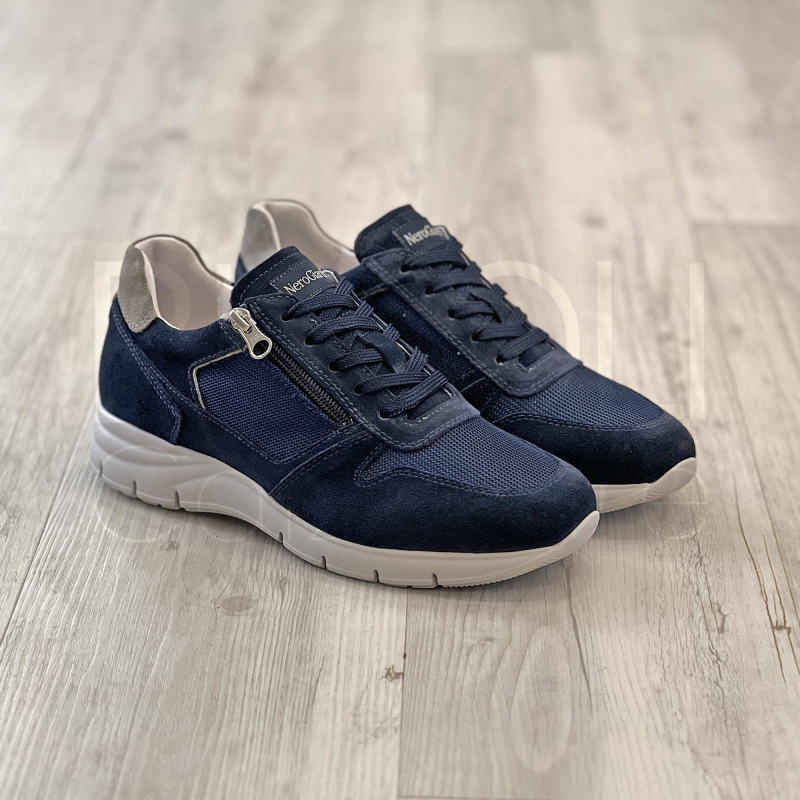 Sneaker zip in Rete
