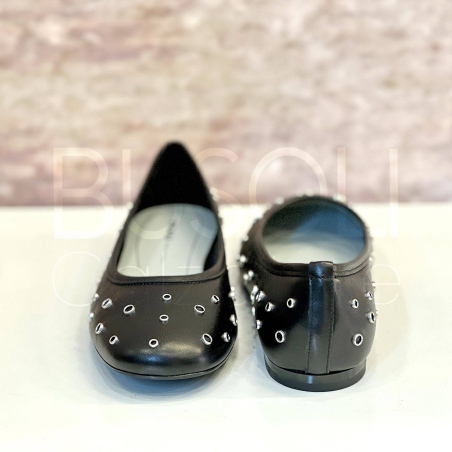 Ballerina borchie in Pelle