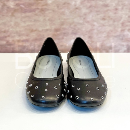 Ballerina borchie in Pelle