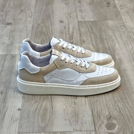 Sneaker in Pelle e Suede