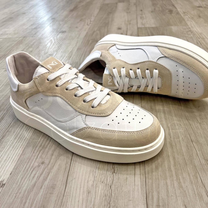 Sneaker in Pelle e Suede