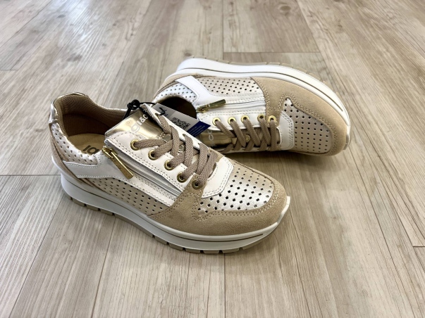 Sneaker Casual Traforata con Zip