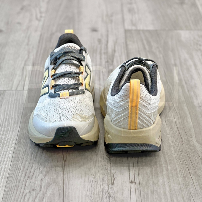 WGARO5CP White/Peach