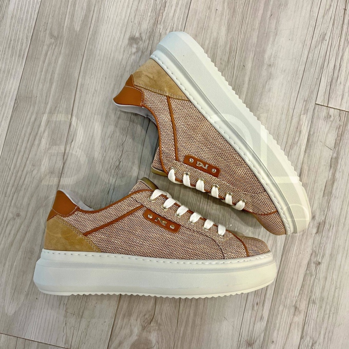Sneaker in Rafia dettaglio Crosta