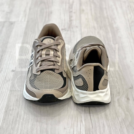 819 Taupe