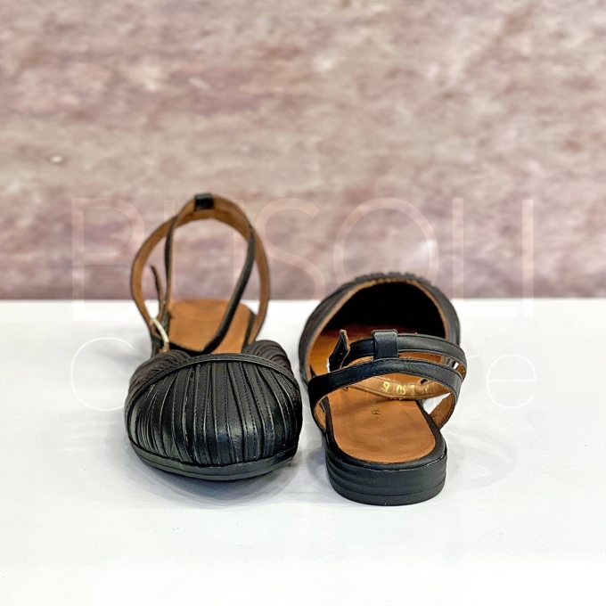 Ballerina in Pelle