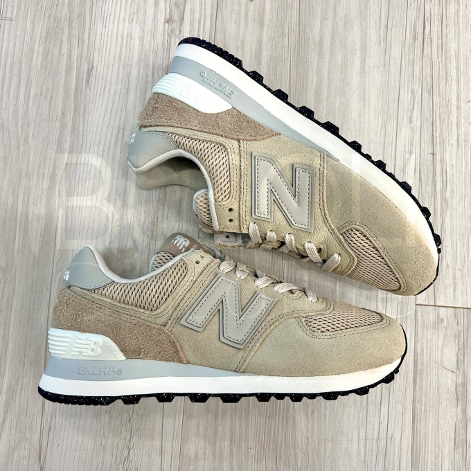 574 Beige