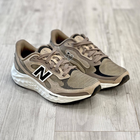 682 Taupe