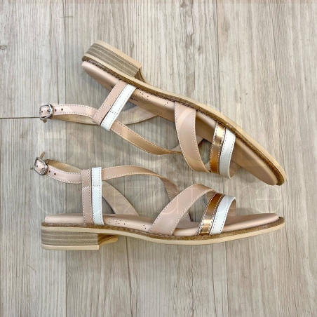 Sandalo basso in Pelle