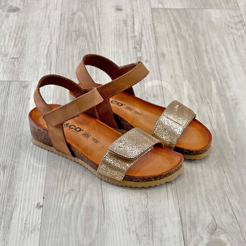 Sandalo strappi in Pelle