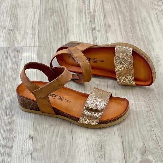 Sandalo strappi in Pelle