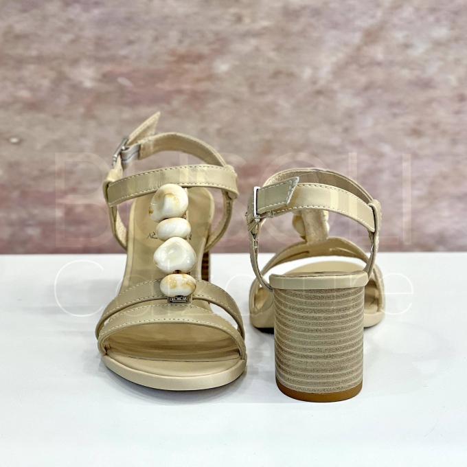 Sandalo perle Beige