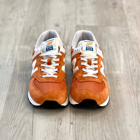 574 Classic clay
