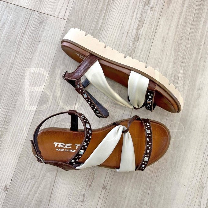 Sandalo zeppa borchie in Pelle