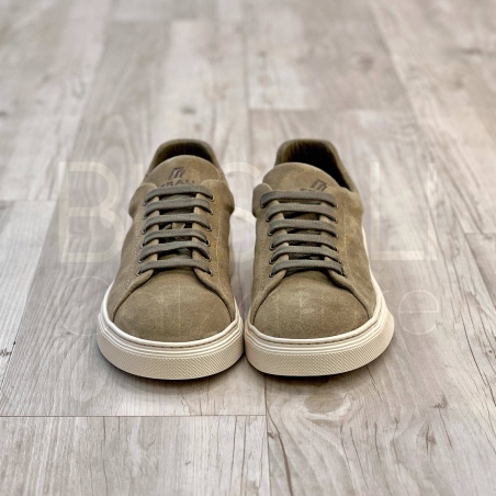 Sneaker in Camoscio
