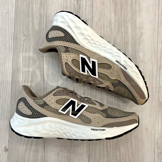 682 Taupe