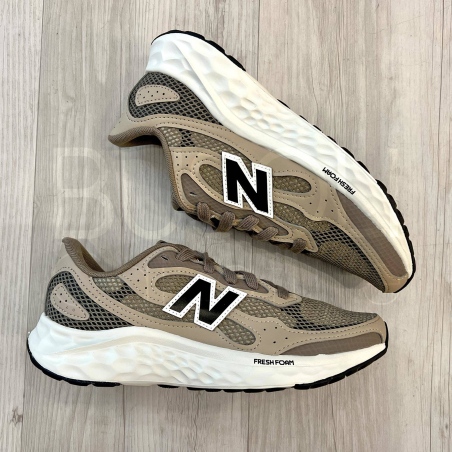 682 Taupe