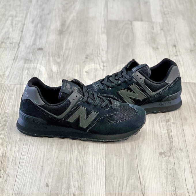 574 Suede Classic Black