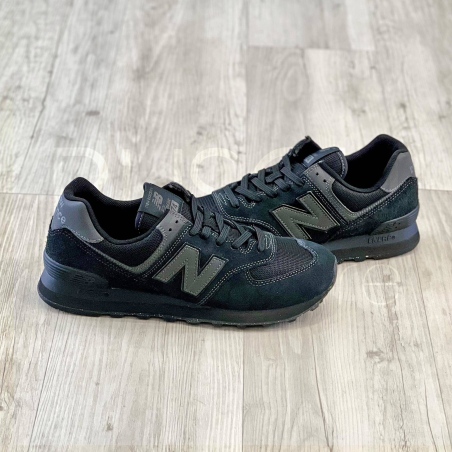574 Suede Classic Black