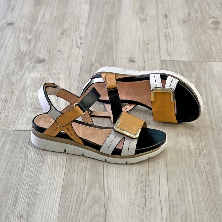 Sandalo strappi in Pelle
