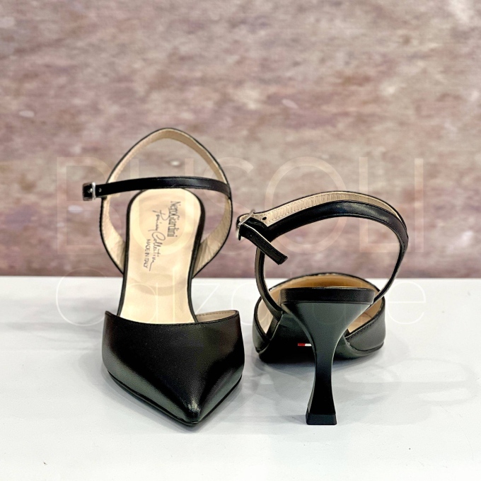 Slingback in Pelle
